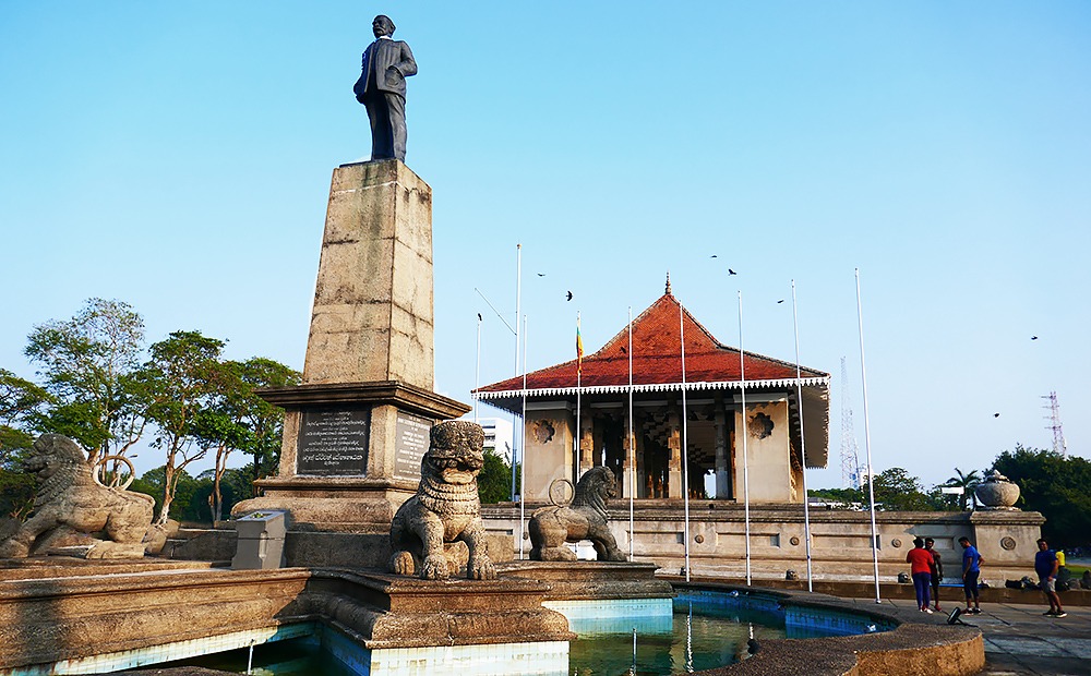 Colombo, "Independence Square", Sri Lanka, © SriLanka-Lifestyle.com by Nathalie Gütermann